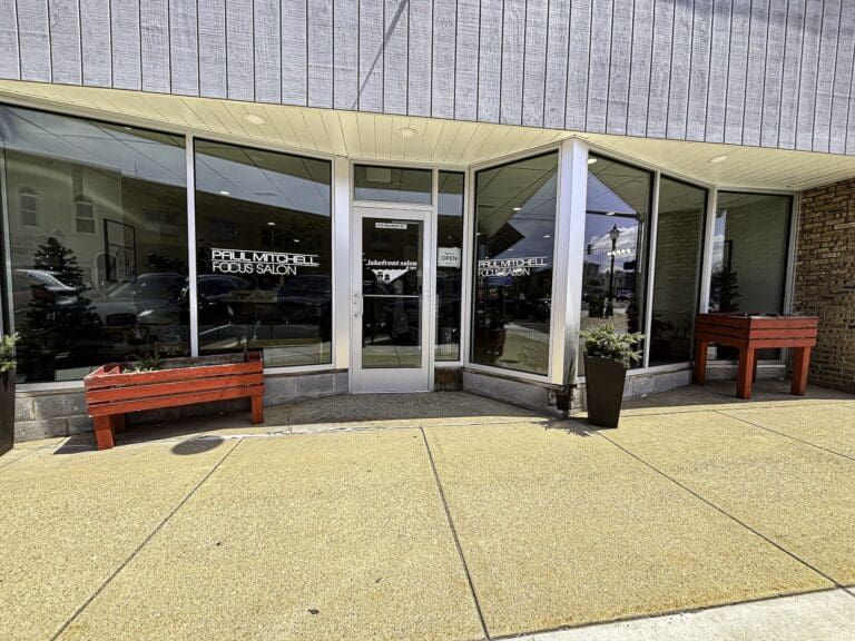 Lakefront Salon & Spa Lakefront Salon & Spa