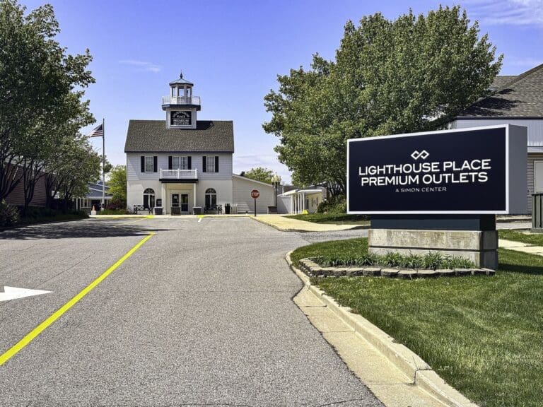 Lighthouse Premium Outlets